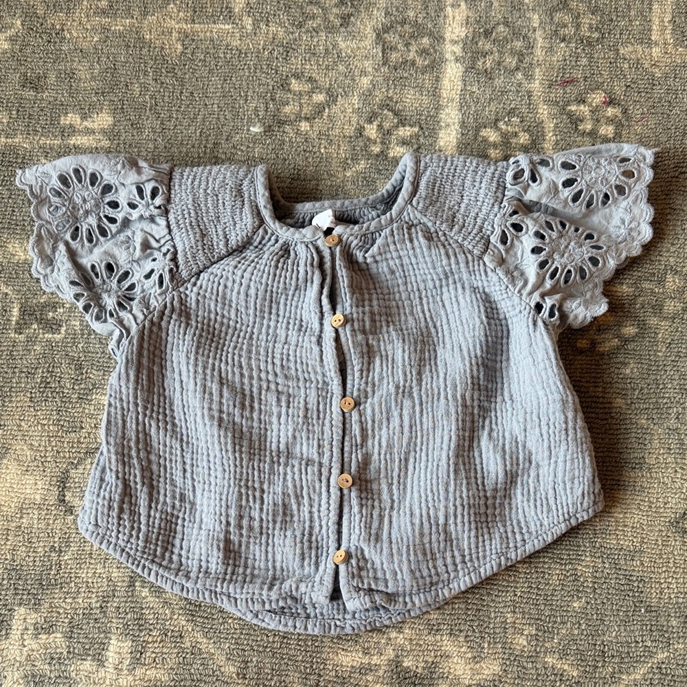 Gray Lace Sleeve Kids Top